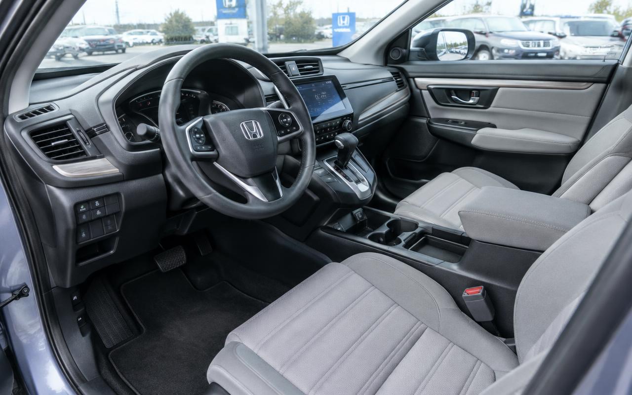 2019 Honda CR-V interior