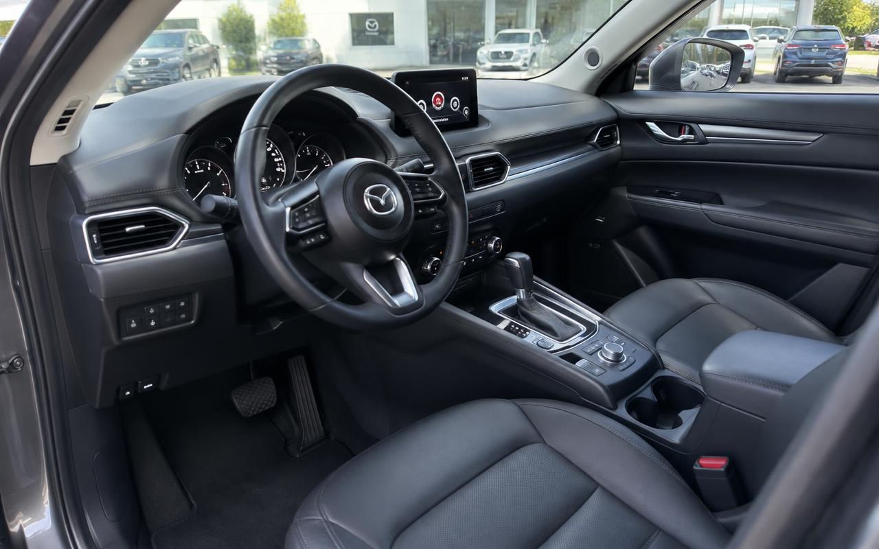2018 Mazda CX-5 interior